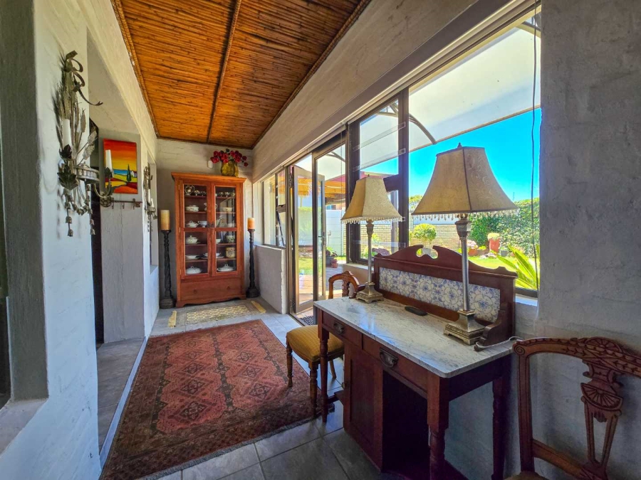 3 Bedroom Property for Sale in Stilbaai Wes Western Cape